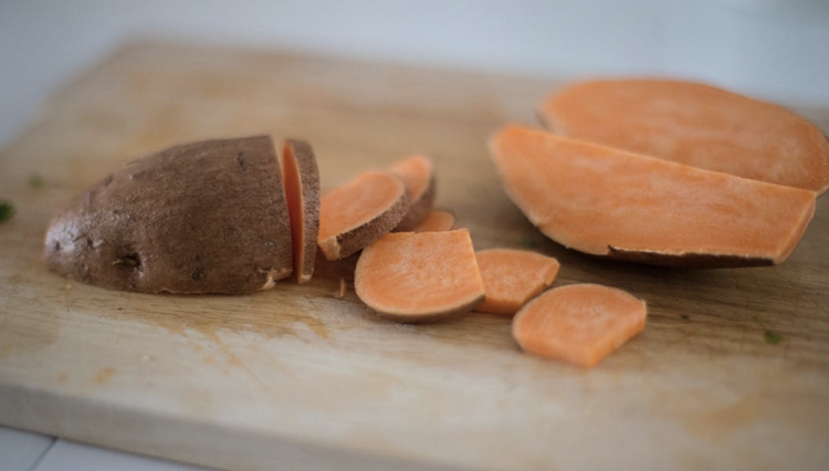 Can dogs eat sweet potatoes?